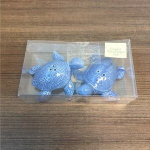 Coastal Sea Turtle Salt and Pepper Shaker Set BNIB
